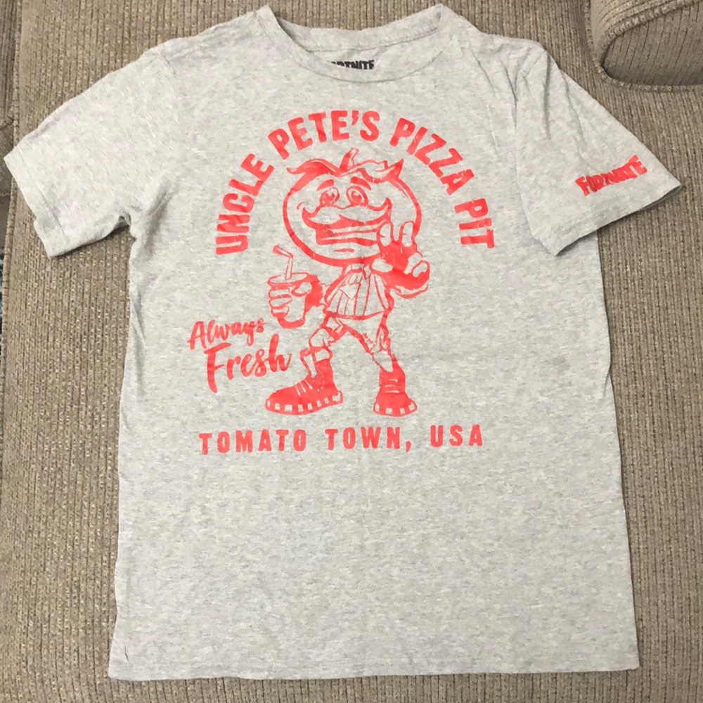 FORTNITE Uncle Pete’s Pizza Pit Tee